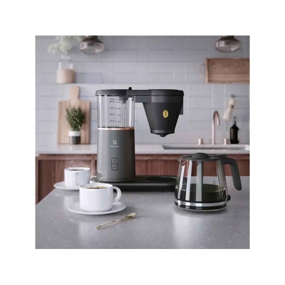 Կաթիլային սրճեփներ ELECTROLUX E7CM1-4MTM 