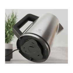 Чайник электрический ELECTROLUX E5K1-6ST 