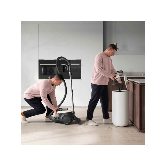 Vacuum cleaner ELECTROLUX EL61H4SW 