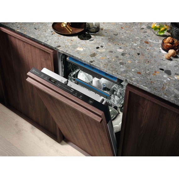 Встраив. посудомоечн. машина ELECTROLUX ETM43211L 