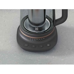 Чайник электрический ELECTROLUX E7GK1-8BP 