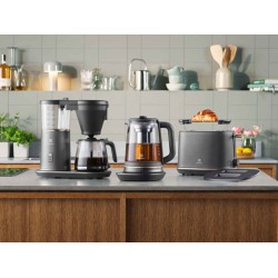 Чайник электрический ELECTROLUX E7K1-6BP 