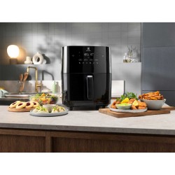 Air fryers ELECTROLUX EAF7SB 