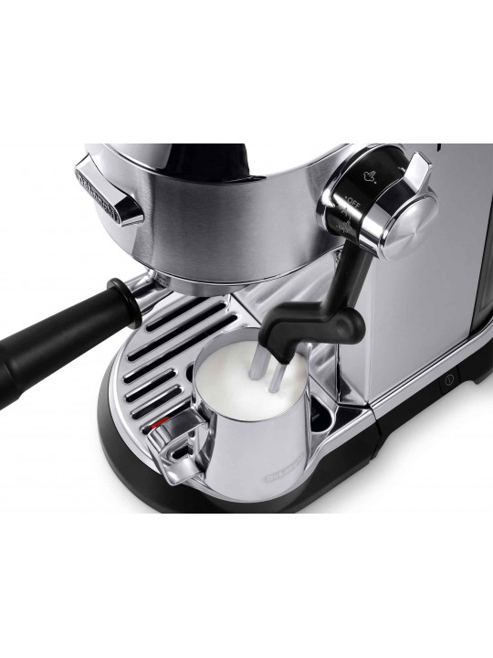 Рожковые кофемашины DELONGHI EC950.M 