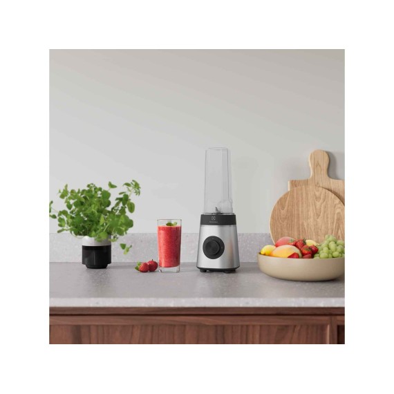 Блендер ELECTROLUX E4SB1-4ST 