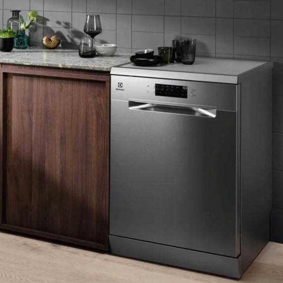 Посудомоечная машина ELECTROLUX ESM64831SX 