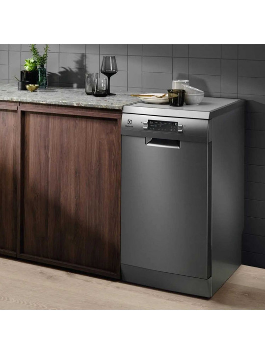 Посудомоечная машина ELECTROLUX ESS-64321SX 