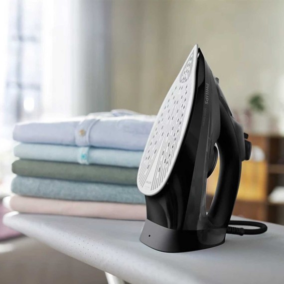 Iron PHILIPS DST5040/80 