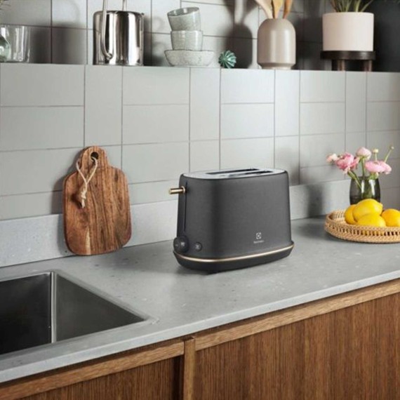 Тостер ELECTROLUX E7T1-6BP 
