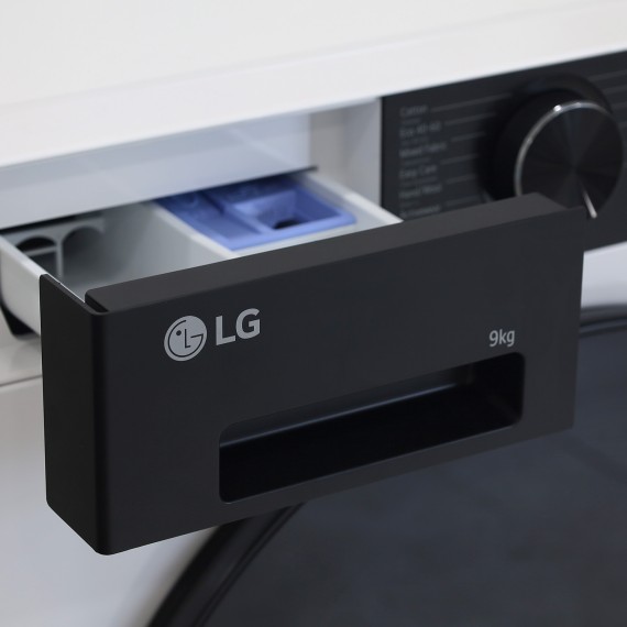 Լվացքի մեքենա LG F4X5VYPY8 