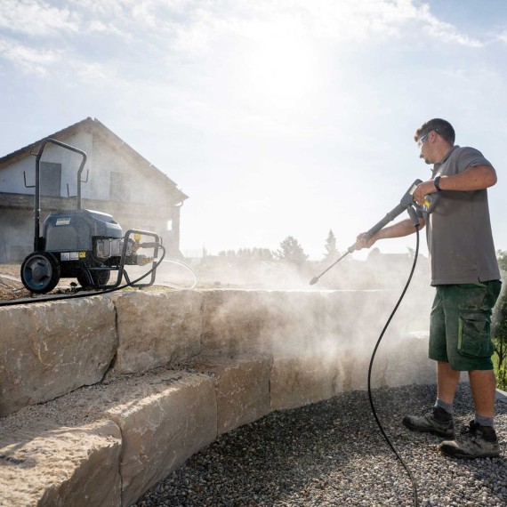 High pressure washer KARCHER PRO 1.367-903.0 HD 9/20-4 M Classic *EU 