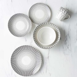 Тарелка NAVA 10-099-311 IRIS DINNER 27CM 