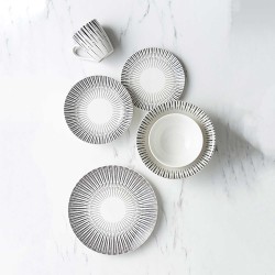 Тарелка NAVA 10-099-311 IRIS DINNER 27CM 