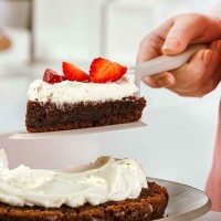 Кондитерские аксессуары NAVA 10-111-029 PLASTIC CAKE SERVER 26CM 