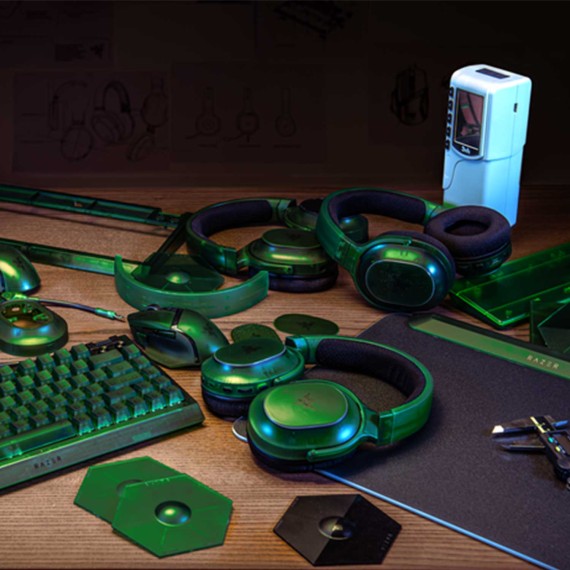 Коврики для мыши RAZER Firefly V2 Pro (Phantom Green Edition) (RZ02-04920300-R3M1)