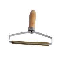 Accessories for pets HOMETREND CLOTHES BRUSH 15 CM (900006-143)
