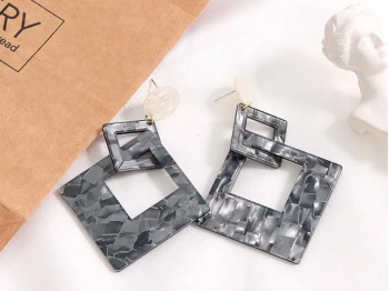 Женские украшения и акессуары XIMI 6931664192180 SQUARE EARRINGS (192180)