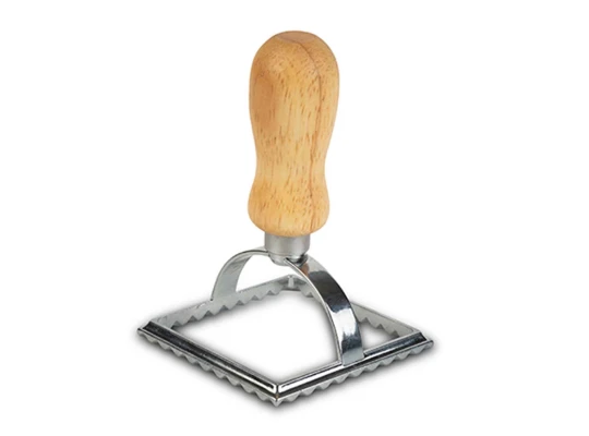 Мультирезки NAVA 10-111-114 PASTRY&RAVIOLI WOOD HANDLE 7x7CM 