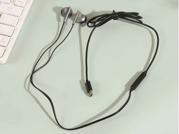 Аксессуары для смартфонов XIMI 6932284850122 EARPHONE (850122)