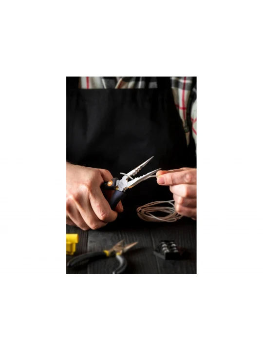 Flat-nose plier DELI HT2106C 